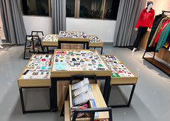 বোনা ফ্যাব্রিক তাপ স্থানান্তর প্যাচ মুদ্রিত সিলিকন লোগো সহ