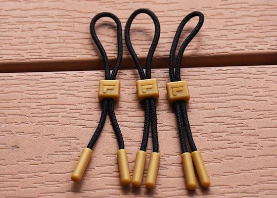 ব্র্যান্ড আইডেন্টিটি সহ 3D লোগো কাস্টমাইজড গার্মেন্ট প্লাস্টিক জিপ পুলার