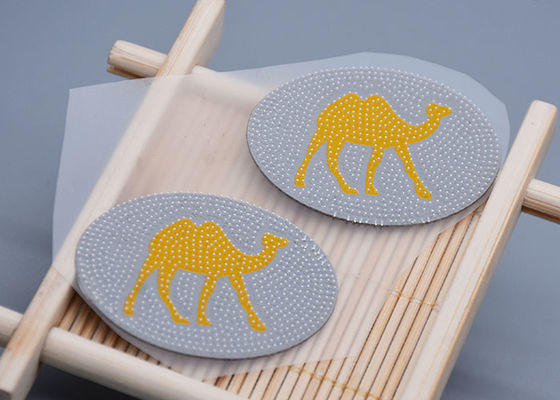 টুথব্রাশ ইফেক্ট সিলিকন হিট ট্রান্সফার লেবেল পোশাকের জন্য কাস্টম