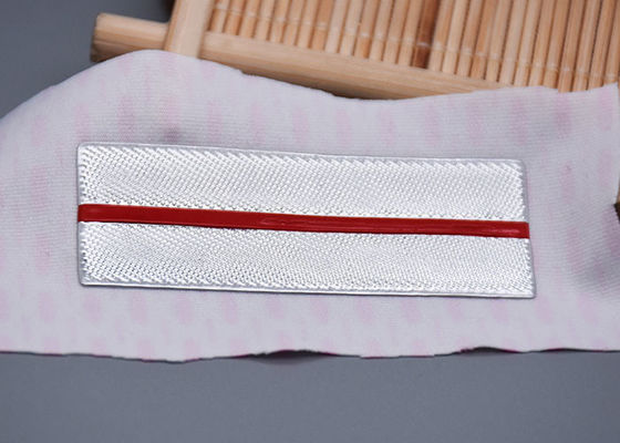 গার্মেন্টসের জন্য TPU দুই কালার ডিবসড লোগো হিট ট্রান্সফার লেবেল