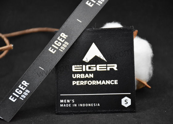 ওয়ার্কওয়্যার 0.3 মিমি সিলিকন ট্যাগ্স স্ক্রিন মুদ্রিত প্যাচগুলি রিবন টেপে